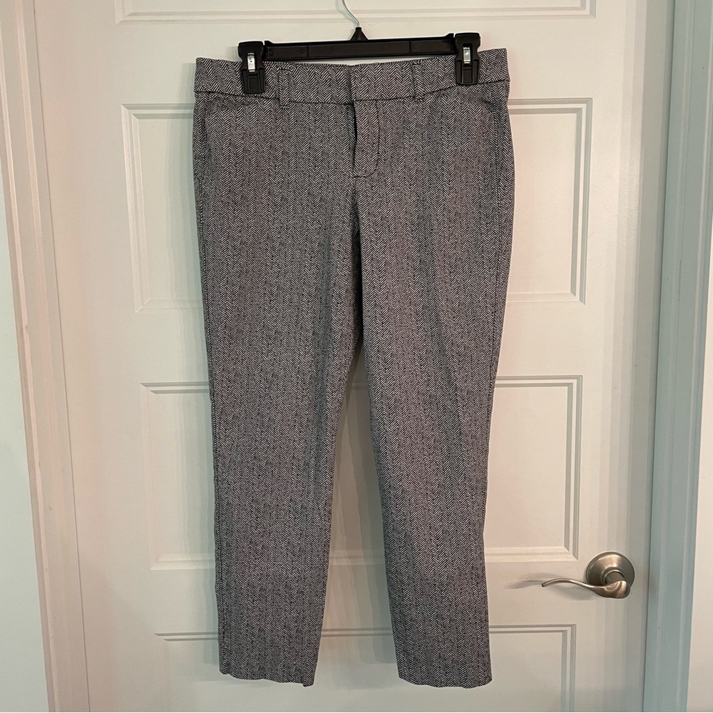 Old Navy Herringbone Pixie Ankle Pants